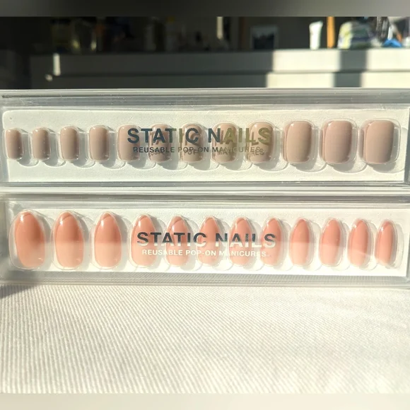 NEW 2 sets of Static Press On Nails in Nudist Almond and Classic Taupe Square - Picture 2 of 5
